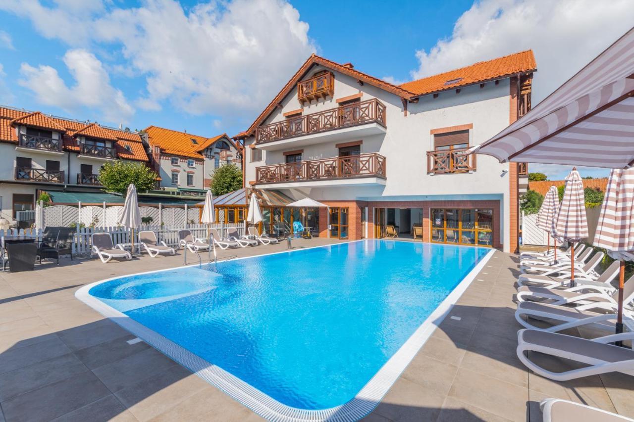 Hotel Kahlberg Krynica Morska Extérieur photo