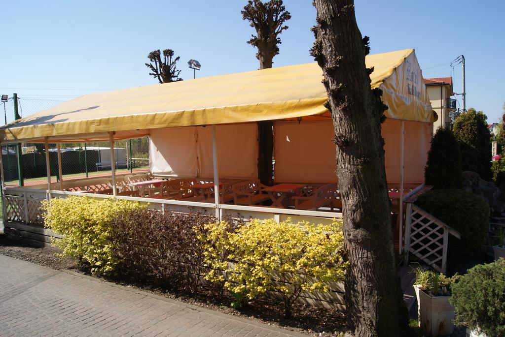 Hotel Kahlberg Krynica Morska Extérieur photo